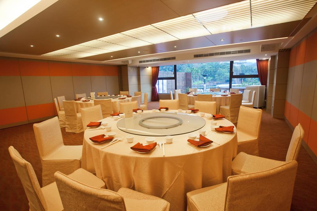 Sun Moon Lake Hotel Jücsi Kültér fotó