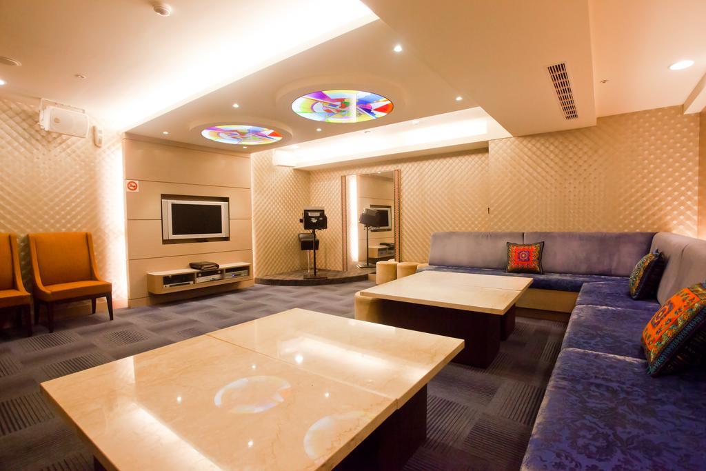Sun Moon Lake Hotel Jücsi Kültér fotó