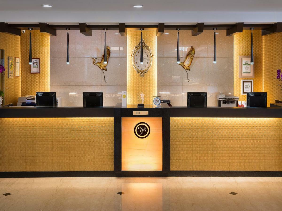 Sun Moon Lake Hotel Jücsi Kültér fotó